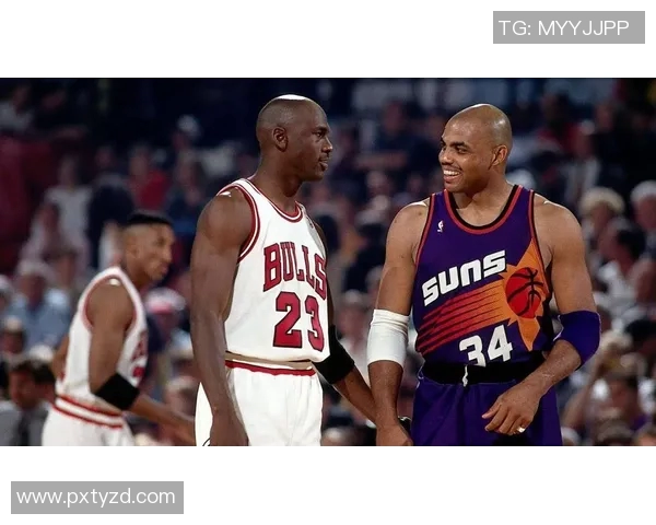 篮球明星与足球明星的对比与相似之处探讨